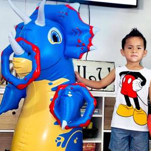 indoor-playtime-with-tops