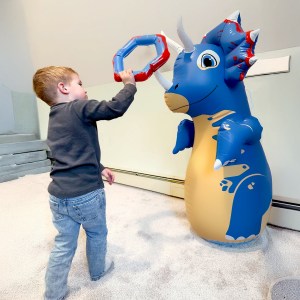 aim-practice-with-dinosaur-inflatable-kids-toy-play-experience