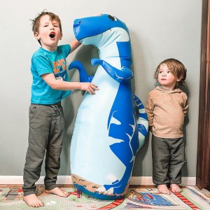 brothers-vs-vee-the-raptor-kids-fun-play-experience-full