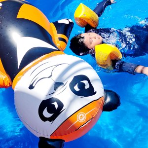 pool-bambam-back-float