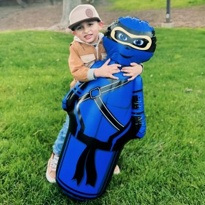 sneak-hug-outdoor-fun-ninja-play-experience